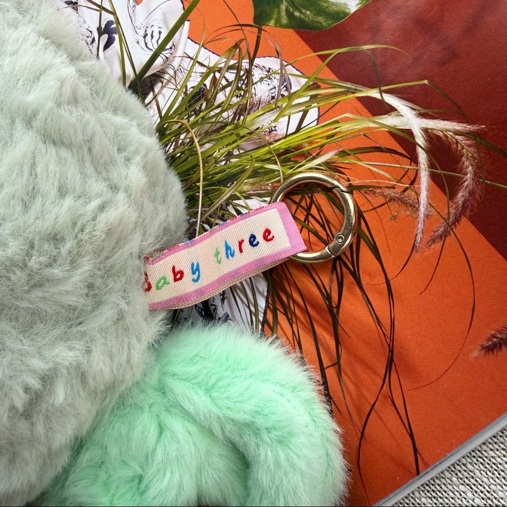 Baby three plush bunny - Picture 3 of 4